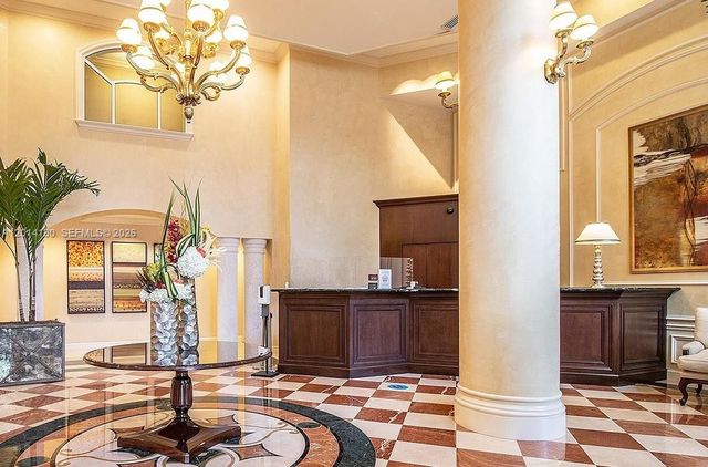 20000 E Country Club Dr 1001, Aventura, FL 33180