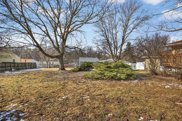 1208 Burnham Avenue, Des Moines, IA 50315