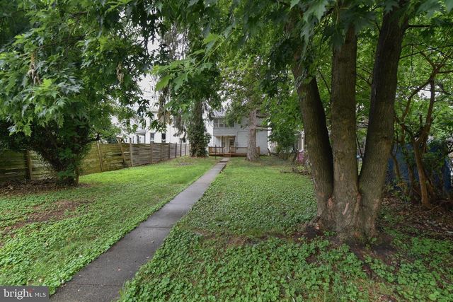 225 W 2ND ST, Waynesboro, PA 17268
