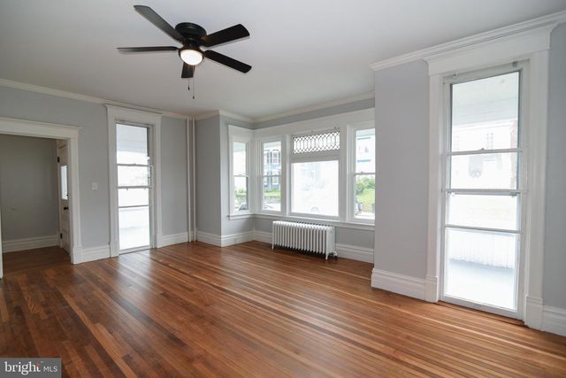 225 W 2ND ST, Waynesboro, PA 17268