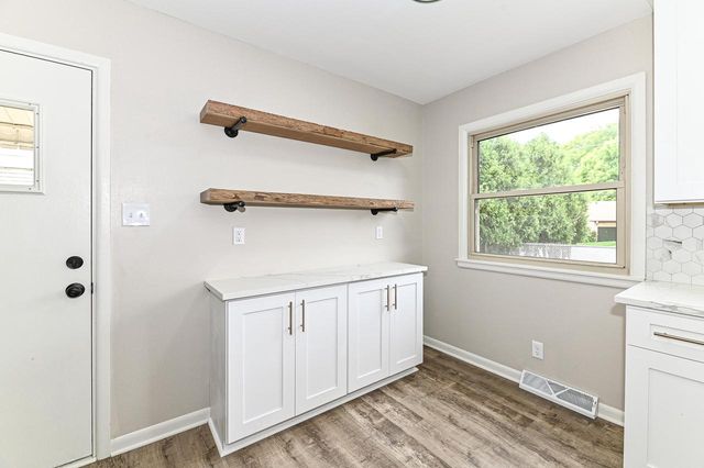 2225 N 103rd STREET, Wauwatosa, WI 53226