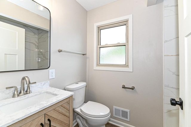 2225 N 103rd STREET, Wauwatosa, WI 53226