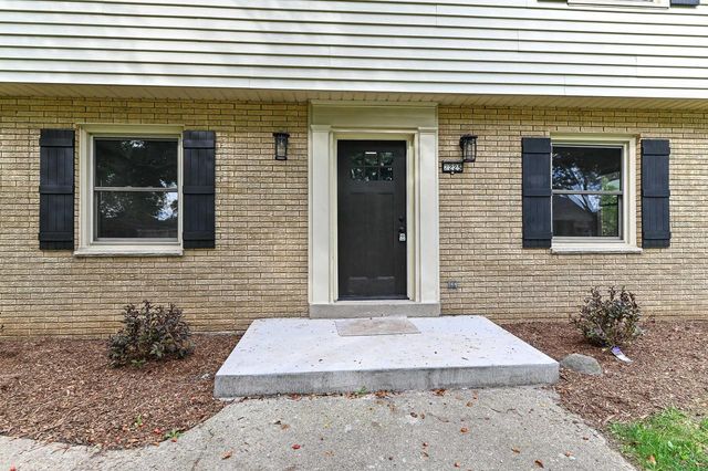 2225 N 103rd STREET, Wauwatosa, WI 53226