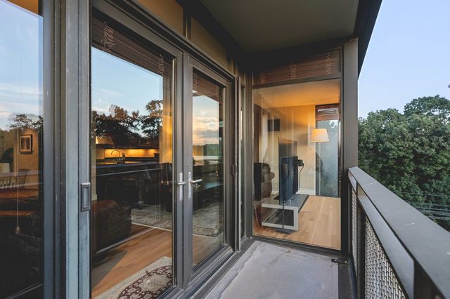 2400 Beacon 404, Boston, MA 02467