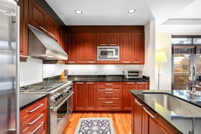2400 Beacon 404, Boston, MA 02467
