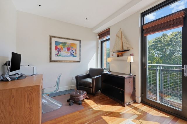 2400 Beacon 404, Boston, MA 02467