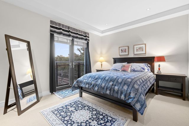 2400 Beacon 404, Boston, MA 02467