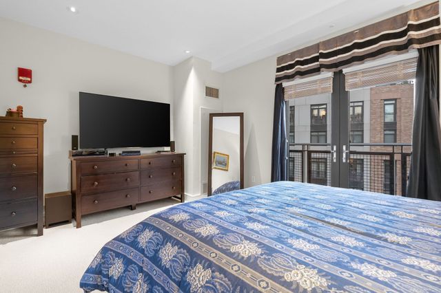 2400 Beacon 404, Boston, MA 02467