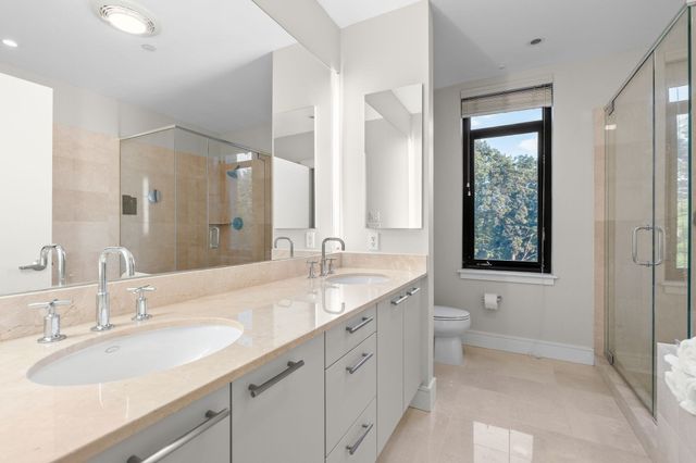 2400 Beacon 404, Boston, MA 02467