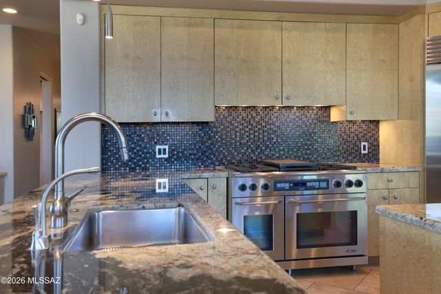 1106 W Tortolita Mountain Circle, Tucson, AZ 85755