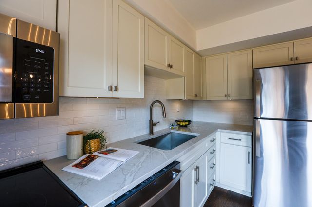 7406 Shadow Hill DR 103, Austin, TX 78731