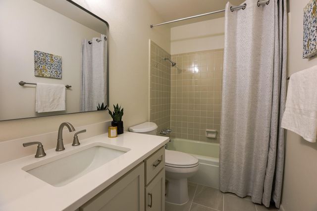 7406 Shadow Hill DR 103, Austin, TX 78731