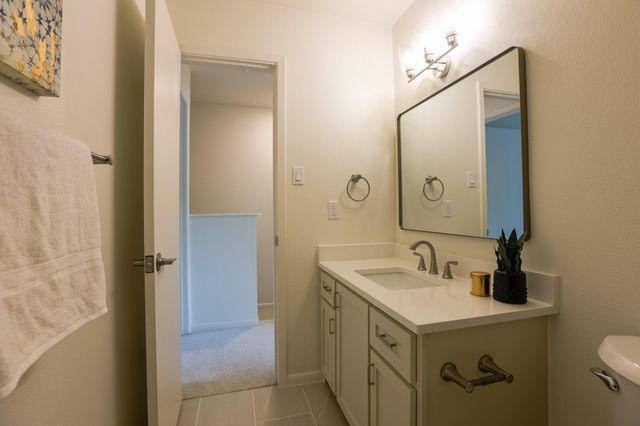 7406 Shadow Hill DR 103, Austin, TX 78731