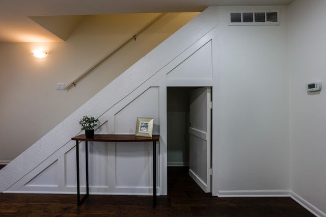 7406 Shadow Hill DR 103, Austin, TX 78731