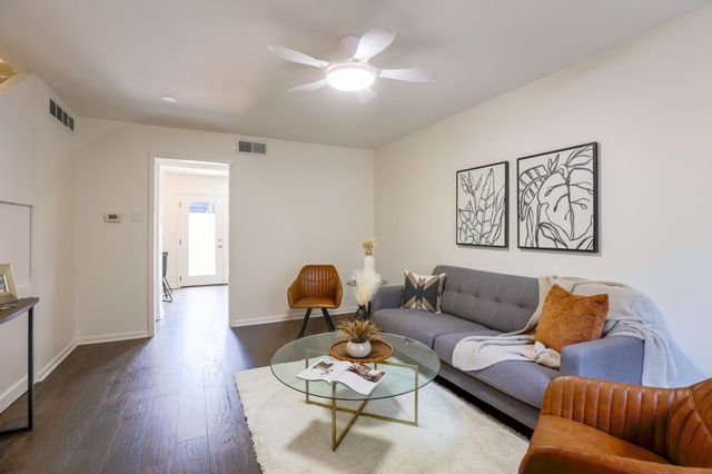 7406 Shadow Hill DR 103, Austin, TX 78731