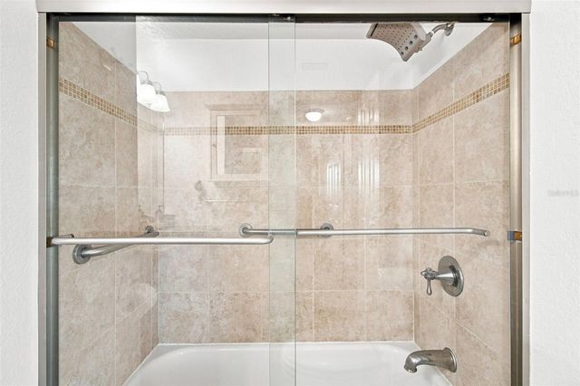 12100 CAPRI CIRCLE S 204, Treasure Island, FL 33706