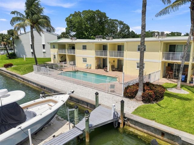 12100 CAPRI CIRCLE S 204, Treasure Island, FL 33706