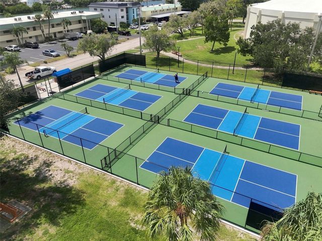 12100 CAPRI CIRCLE S 204, Treasure Island, FL 33706