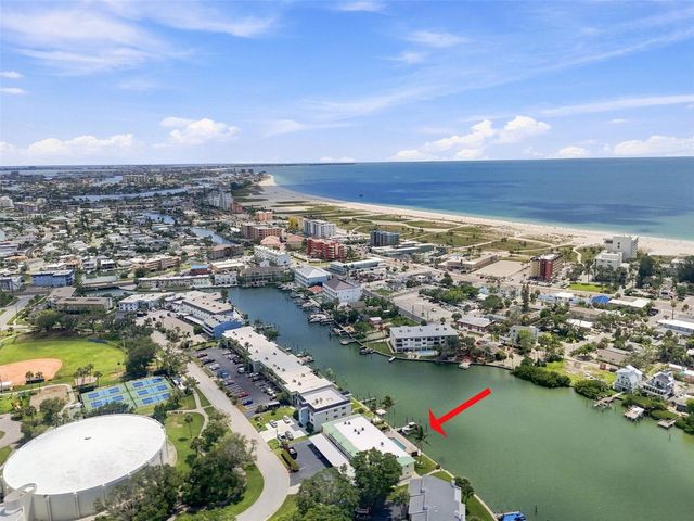 12100 CAPRI CIRCLE S 204, Treasure Island, FL 33706