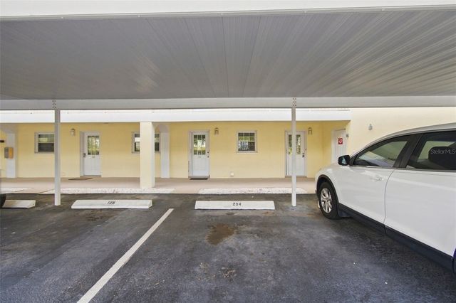12100 CAPRI CIRCLE S 204, Treasure Island, FL 33706