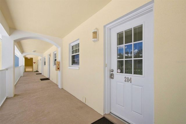 12100 CAPRI CIRCLE S 204, Treasure Island, FL 33706