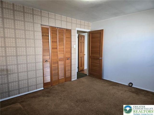 1721 E Cedar Street, Allentown City, PA 18109