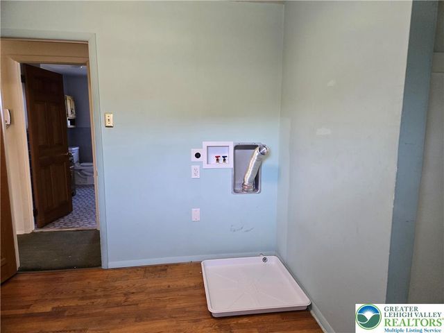 1721 E Cedar Street, Allentown City, PA 18109