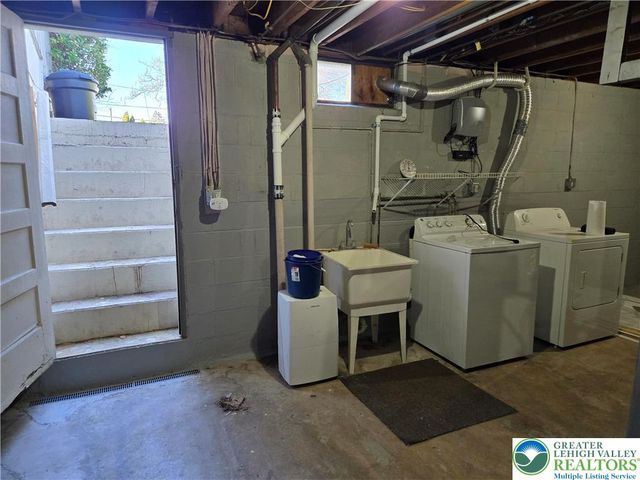 1721 E Cedar Street, Allentown City, PA 18109