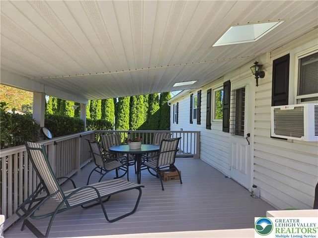 1721 E Cedar Street, Allentown City, PA 18109