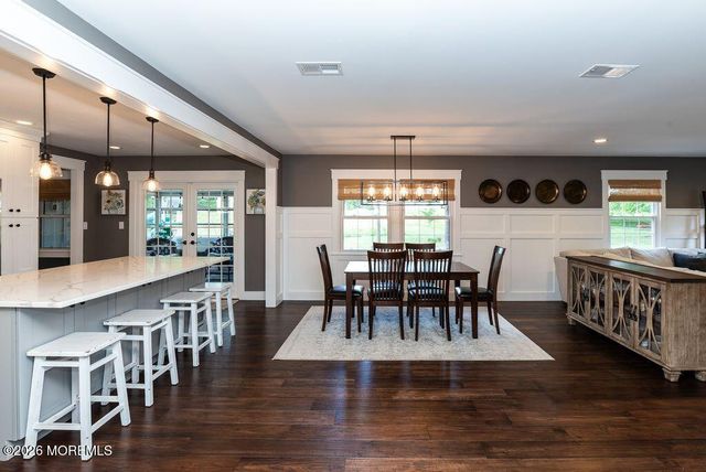 18 Girard Street, Marlboro, NJ 07746