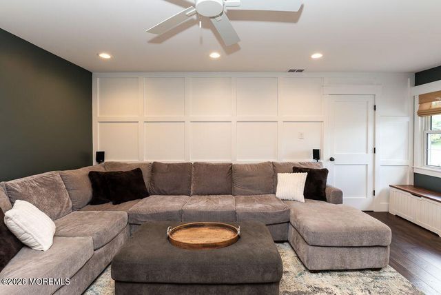 18 Girard Street, Marlboro, NJ 07746