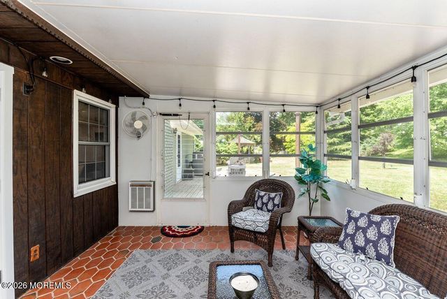 18 Girard Street, Marlboro, NJ 07746