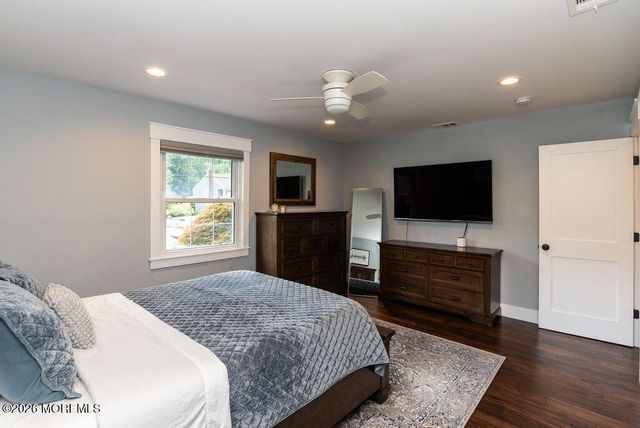 18 Girard Street, Marlboro, NJ 07746
