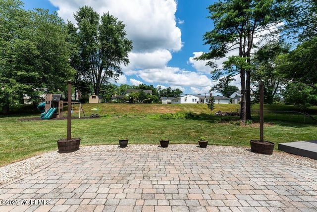 18 Girard Street, Marlboro, NJ 07746