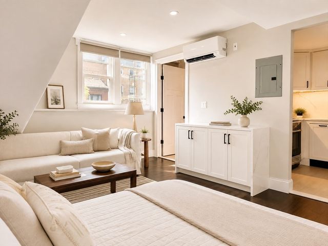 107 Charles 401, Boston, MA 02114