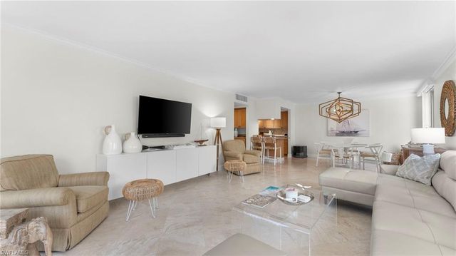 4005 Gulf Shore BLVD N 700, Naples, FL 34103