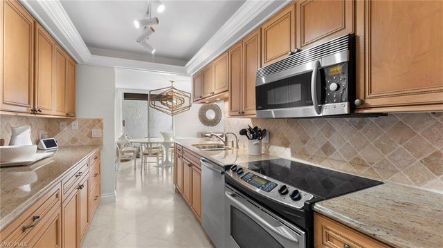 4005 Gulf Shore BLVD N 700, Naples, FL 34103