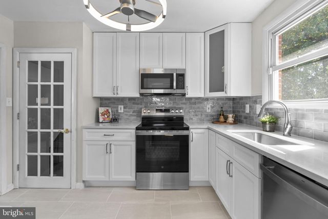 601 SOUTHMONT RD, Catonsville, MD 21228