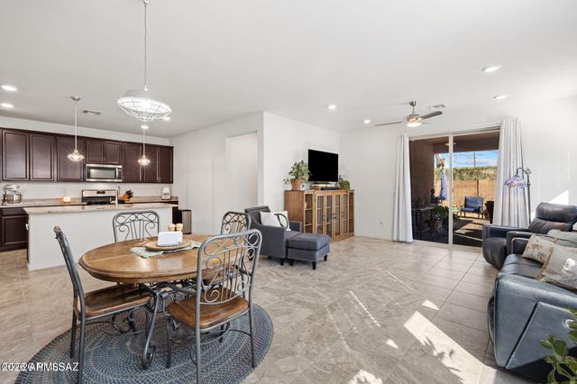 2134 W EPHESUS Court, Tucson, AZ 85742