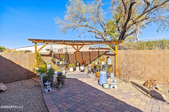 2134 W EPHESUS Court, Tucson, AZ 85742