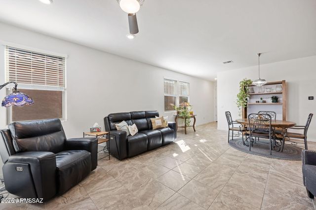 2134 W EPHESUS Court, Tucson, AZ 85742