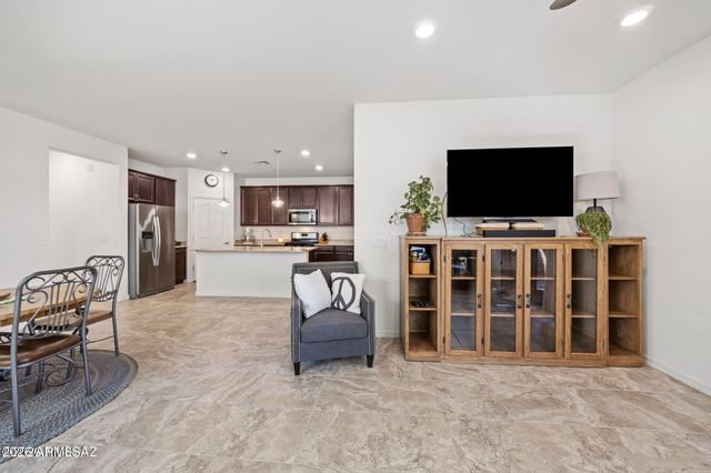 2134 W EPHESUS Court, Tucson, AZ 85742