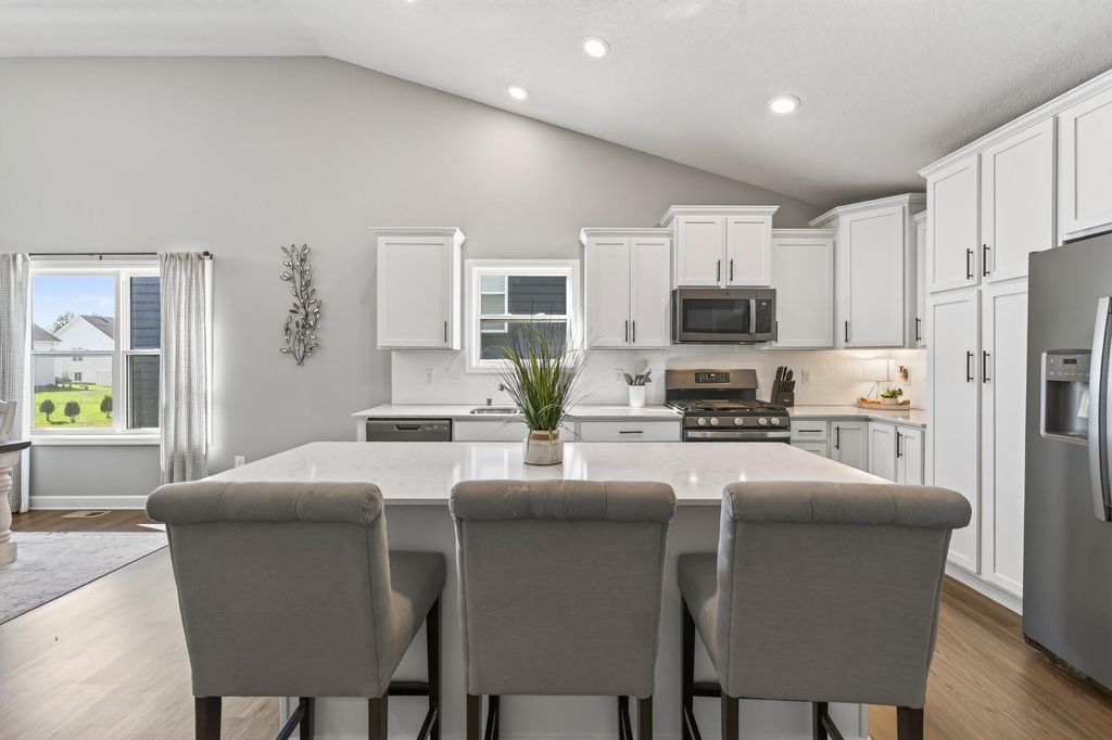 12857 Erskin Circle NE, Blaine, MN 55449 — photo 5