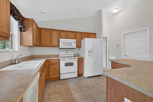9699 COUNTY ROAD 121, Wildwood, FL 34785