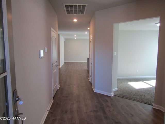 131 Broussard Hill Drive, Broussard, LA 70518