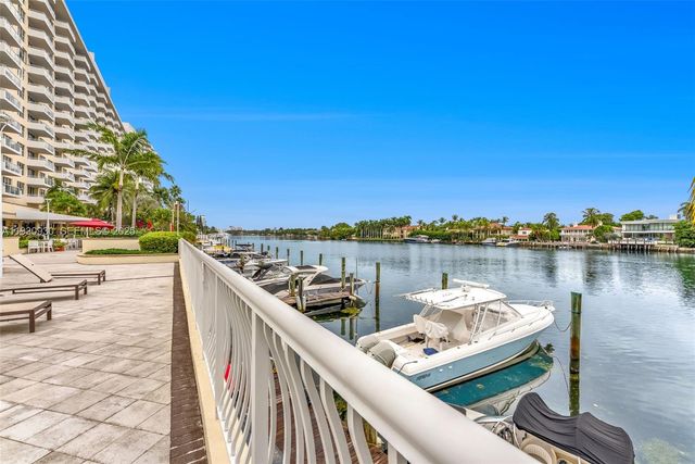 5600 Collins Ave 17W, Miami Beach, FL 33140