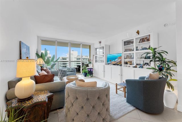 5600 Collins Ave 17W, Miami Beach, FL 33140