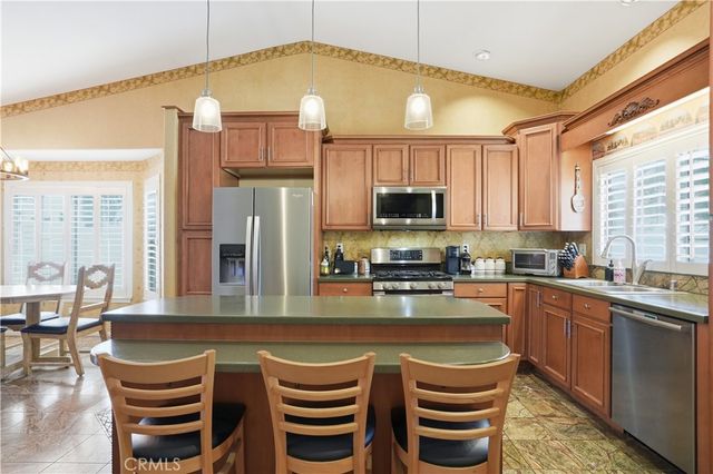2792 Derringer Place, Escondido, CA 92027