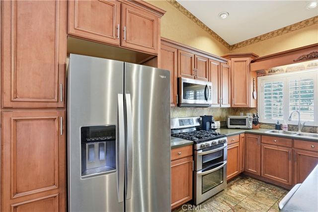 2792 Derringer Place, Escondido, CA 92027