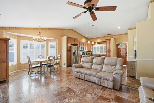 2792 Derringer Place, Escondido, CA 92027